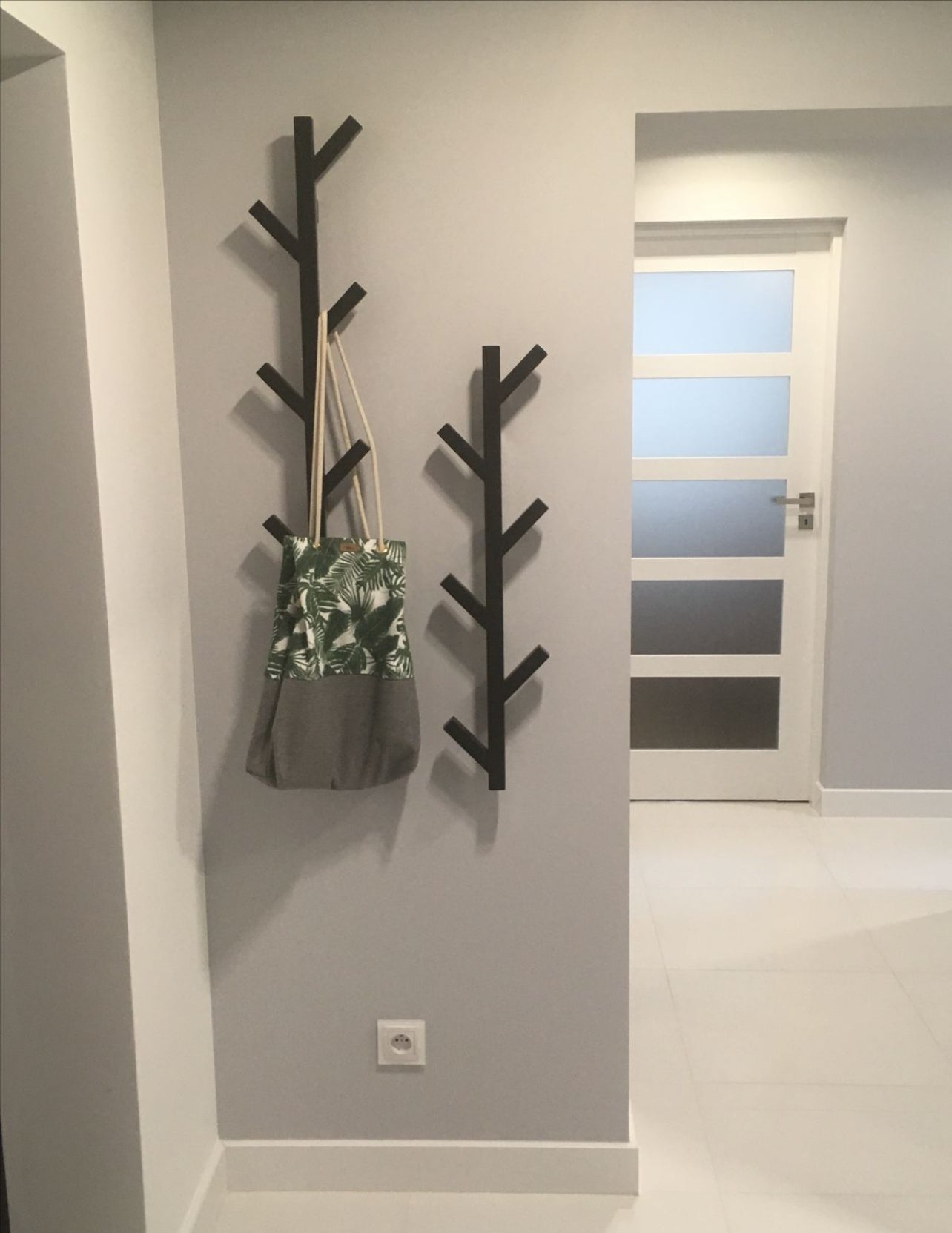 Porte-Manteau Mural Arborescent | Acier Noir Mat | Design Scandinave